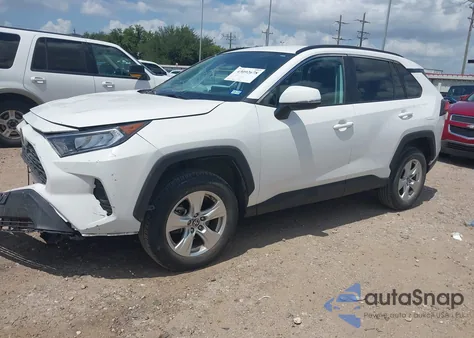 2021 Toyota Rav4 Xle z USA, uszkodzony, nr VIN 2T3W1RFV9MW173841
